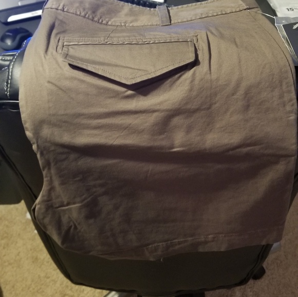 3 pairs of shorts - Picture 3 of 8